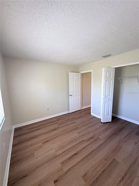 В аренду: $2,350 (3 спален, 2 ванн, 1270 Квадратных фут)