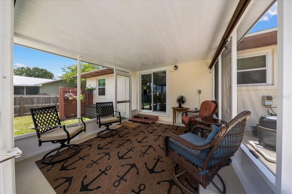 En Venta: $269,900 (3 camas, 2 baños, 1221 Pies cuadrados)