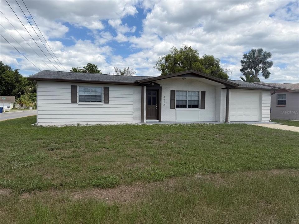 For Sale: $225,000 (2 beds, 2 baths, 1192 Square Feet)