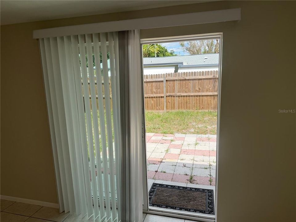 For Sale: $225,000 (2 beds, 2 baths, 1192 Square Feet)