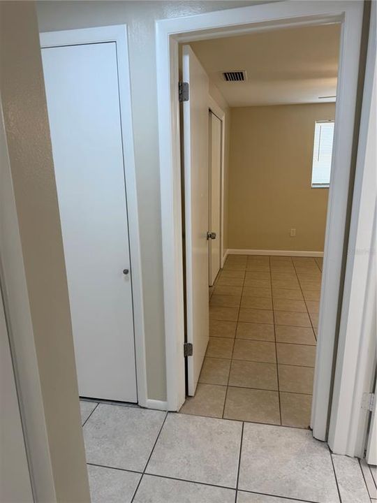 For Sale: $225,000 (2 beds, 2 baths, 1192 Square Feet)