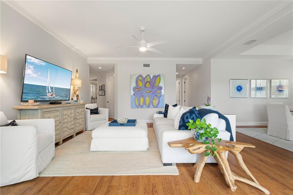 For Sale: $425,000 (3 beds, 2 baths, 2022 Square Feet)