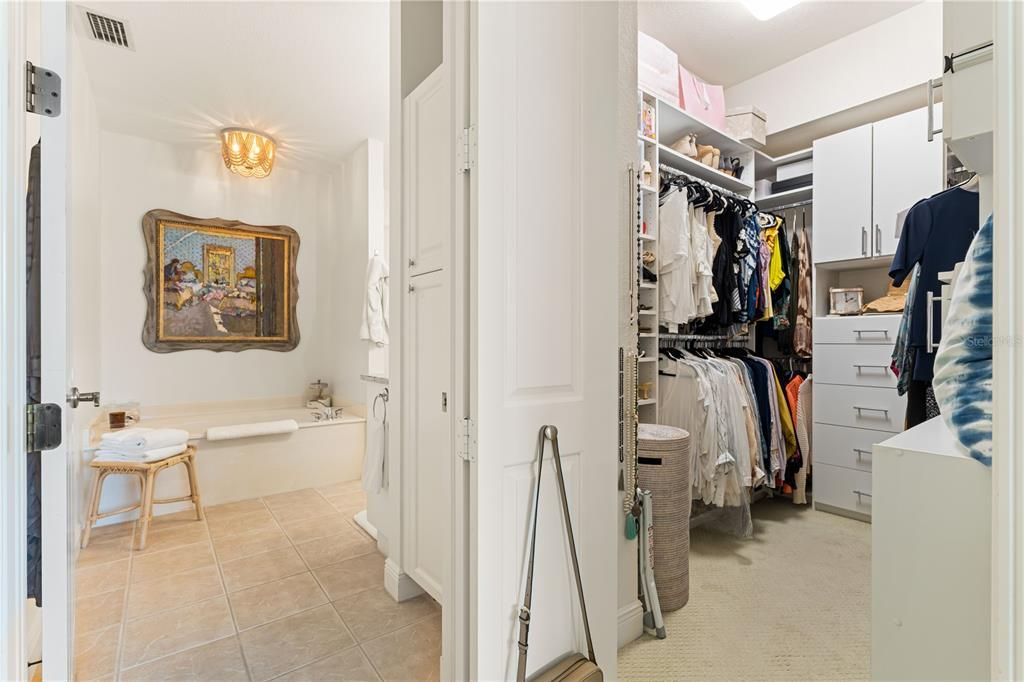 For Sale: $425,000 (3 beds, 2 baths, 2022 Square Feet)