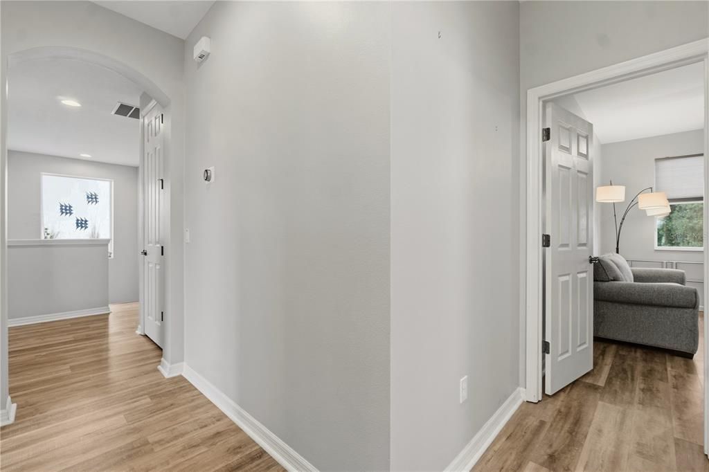 For Sale: $859,999 (4 beds, 2 baths, 2500 Square Feet)