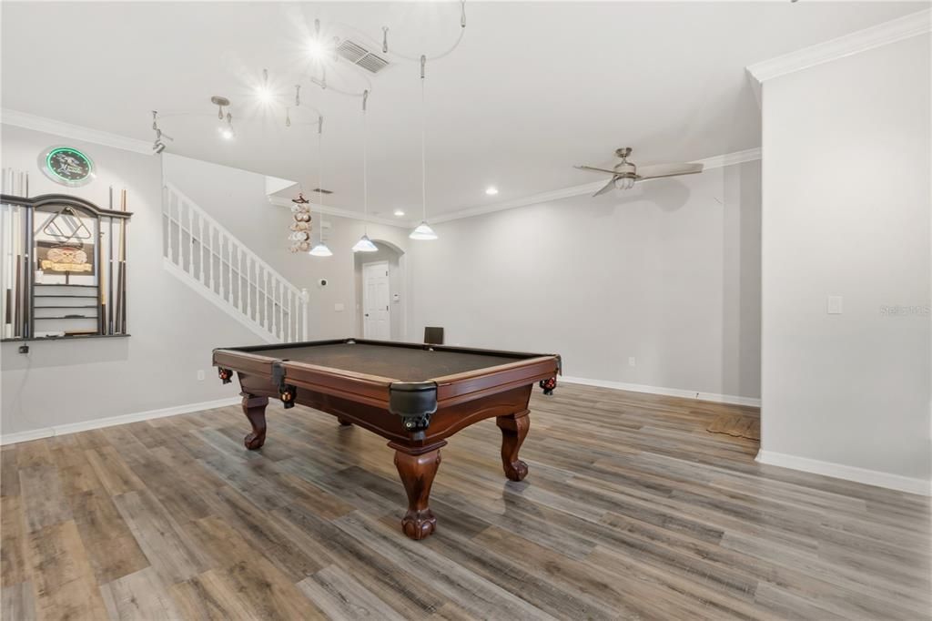 For Sale: $859,999 (4 beds, 2 baths, 2500 Square Feet)
