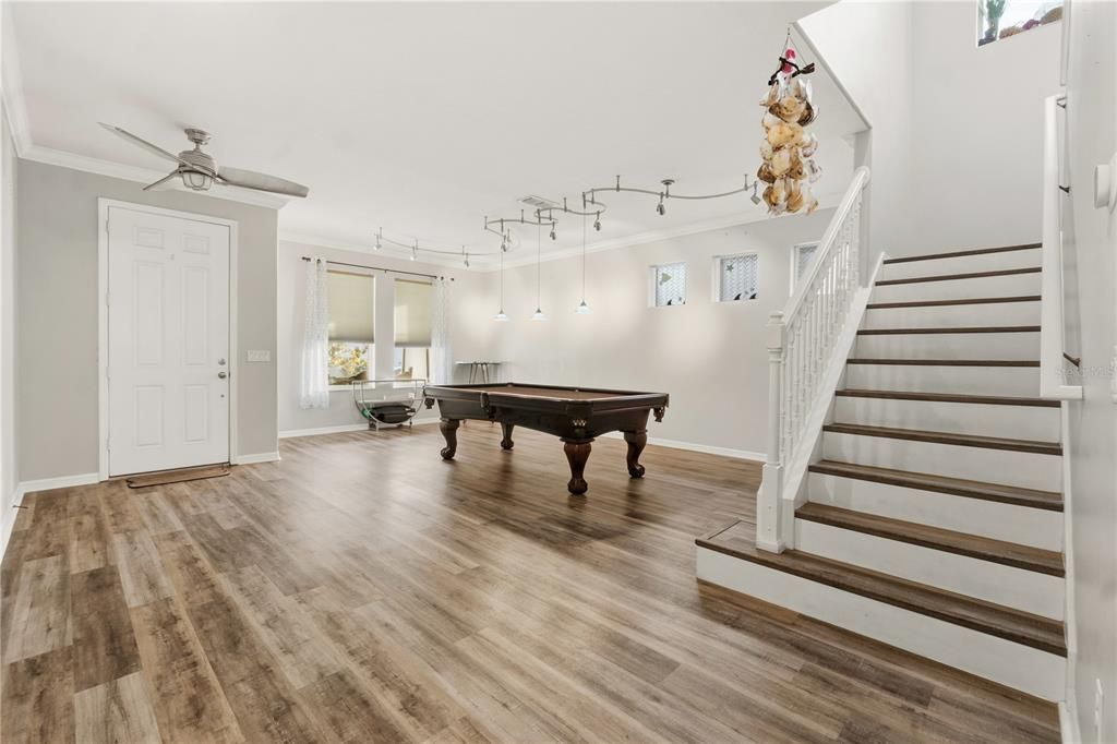 For Sale: $859,999 (4 beds, 2 baths, 2500 Square Feet)
