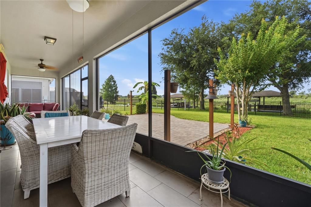 For Sale: $859,999 (4 beds, 2 baths, 2500 Square Feet)