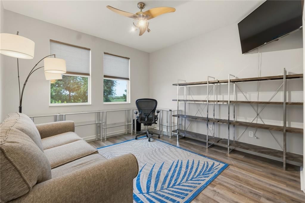For Sale: $859,999 (4 beds, 2 baths, 2500 Square Feet)