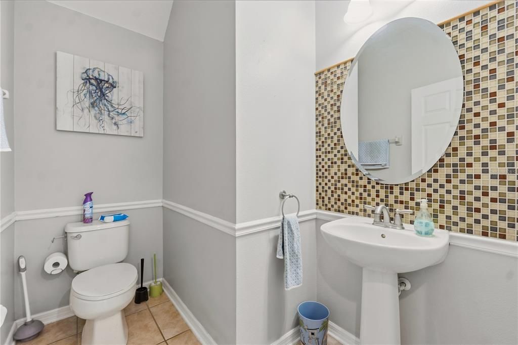 For Sale: $859,999 (4 beds, 2 baths, 2500 Square Feet)