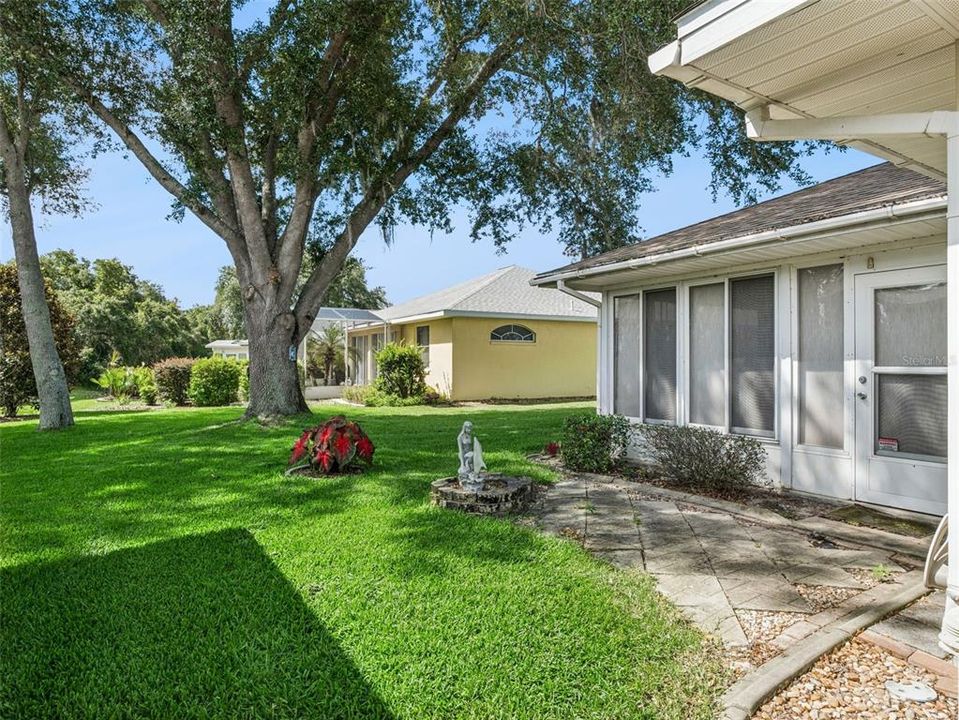 For Sale: $225,000 (3 beds, 2 baths, 1409 Square Feet)