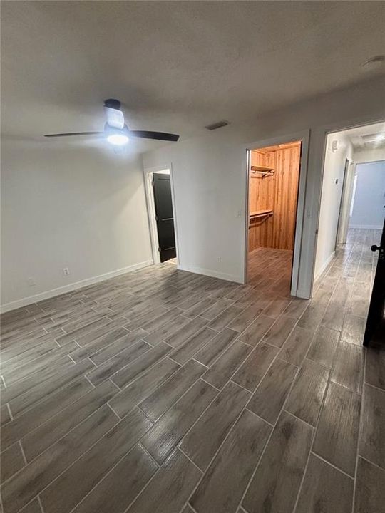For Sale: $289,900 (2 beds, 2 baths, 985 Square Feet)