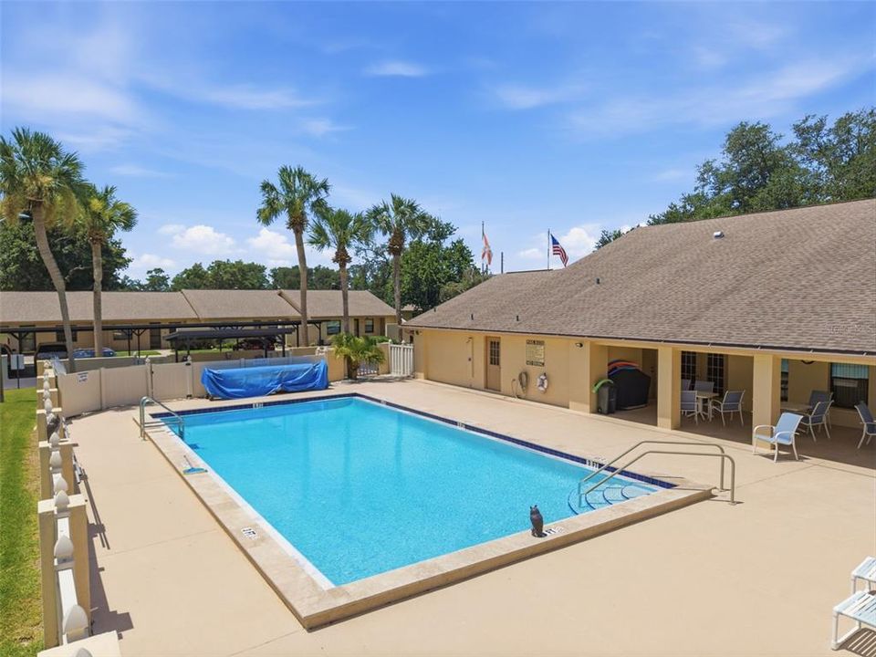 For Sale: $195,500 (2 beds, 2 baths, 1094 Square Feet)