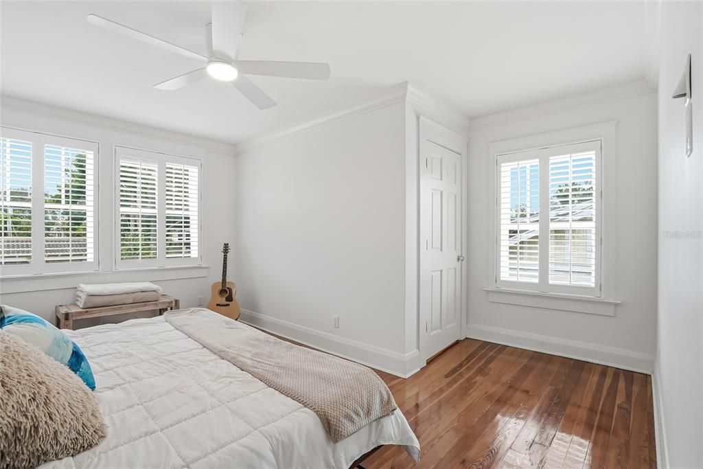 For Sale: $2,749,000 (4 beds, 4 baths, 4270 Square Feet)