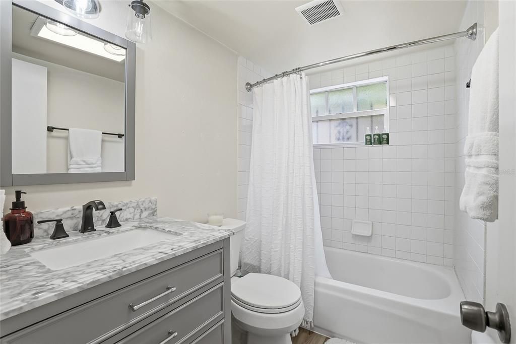 For Sale: $2,749,000 (4 beds, 4 baths, 4270 Square Feet)