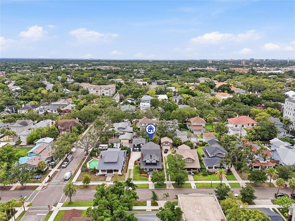 For Sale: $2,749,000 (4 beds, 4 baths, 4270 Square Feet)