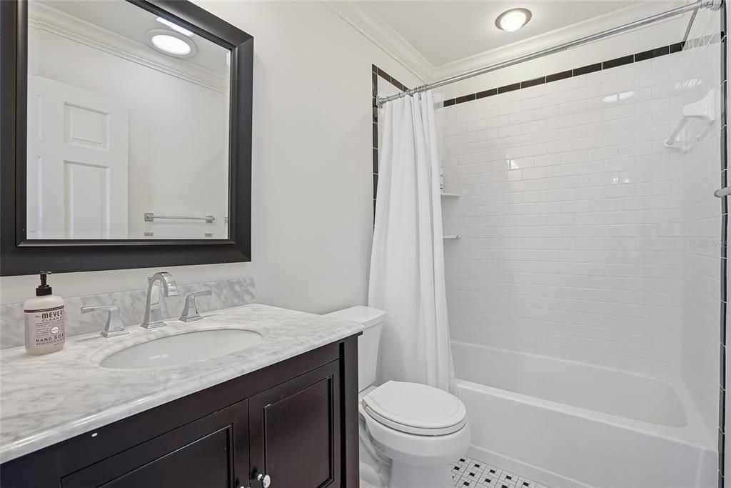 For Sale: $2,749,000 (4 beds, 4 baths, 4270 Square Feet)