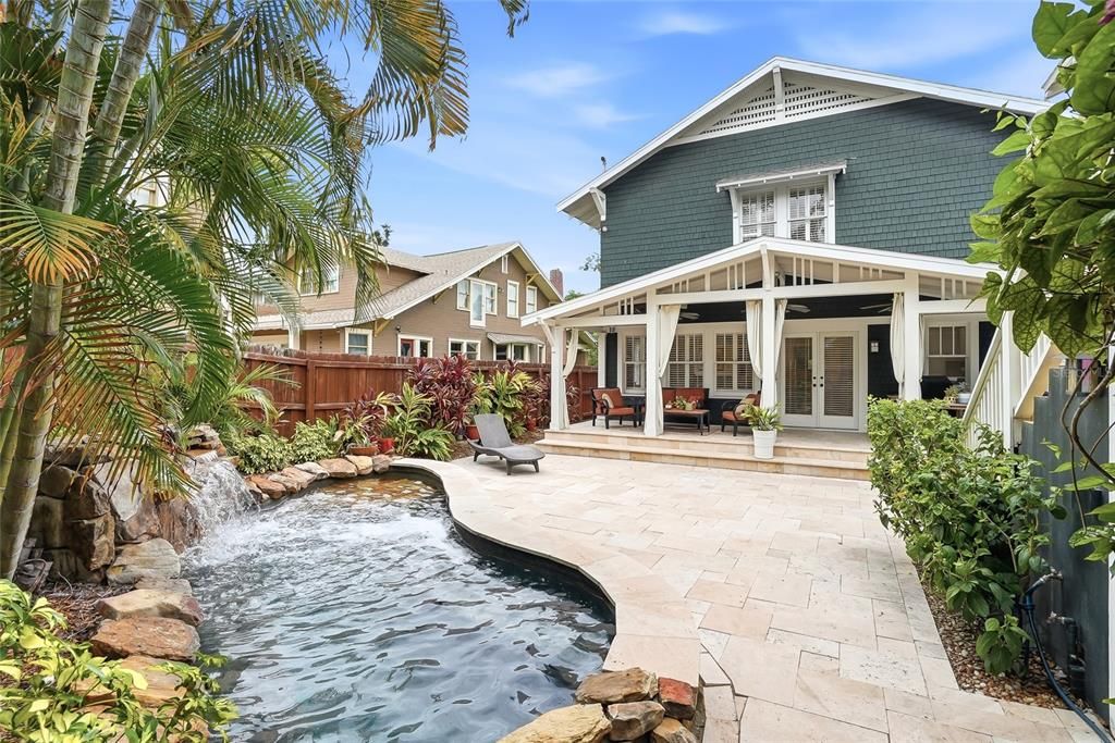For Sale: $2,749,000 (4 beds, 4 baths, 4270 Square Feet)