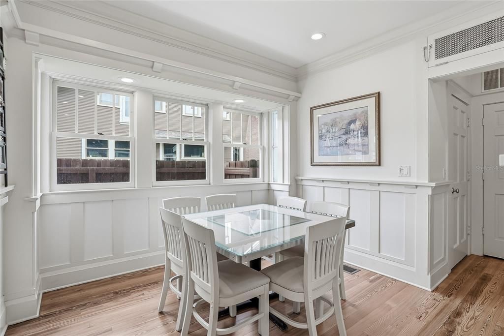 For Sale: $2,749,000 (4 beds, 4 baths, 4270 Square Feet)