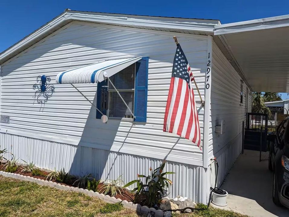 For Sale: $215,000 (3 beds, 0 baths, 960 Square Feet)