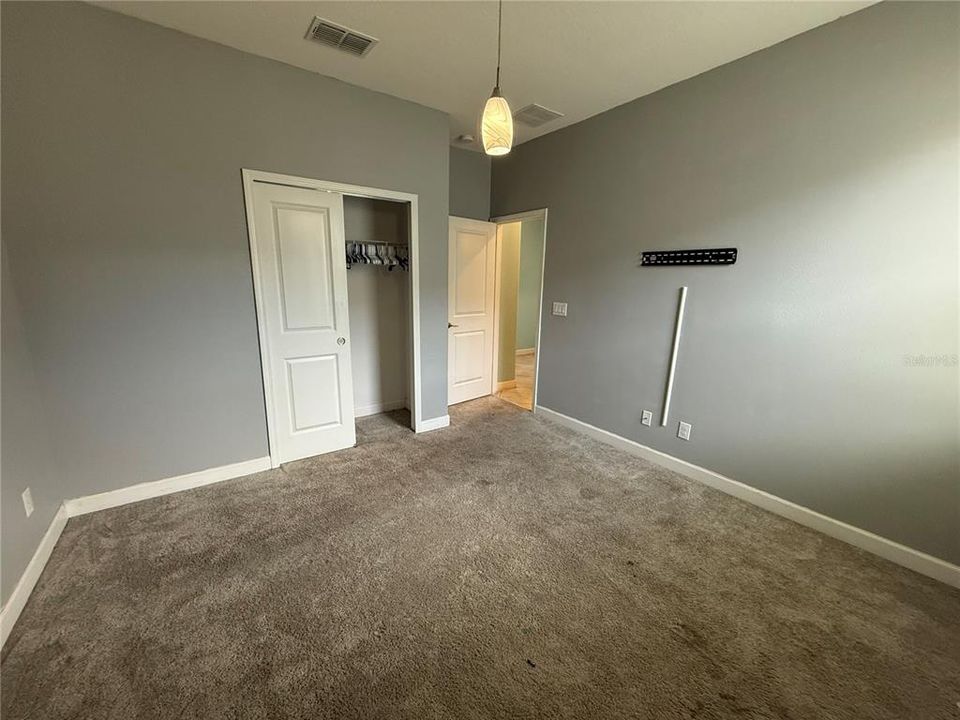 En Venta: $399,000 (4 camas, 3 baños, 2061 Pies cuadrados)