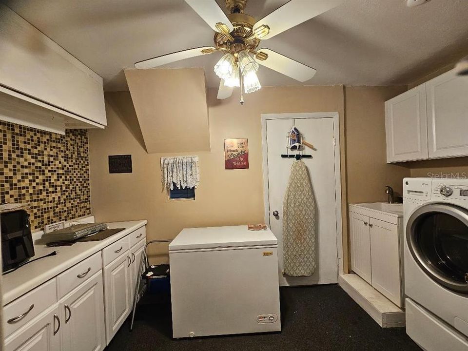For Sale: $299,000 (2 beds, 2 baths, 1545 Square Feet)