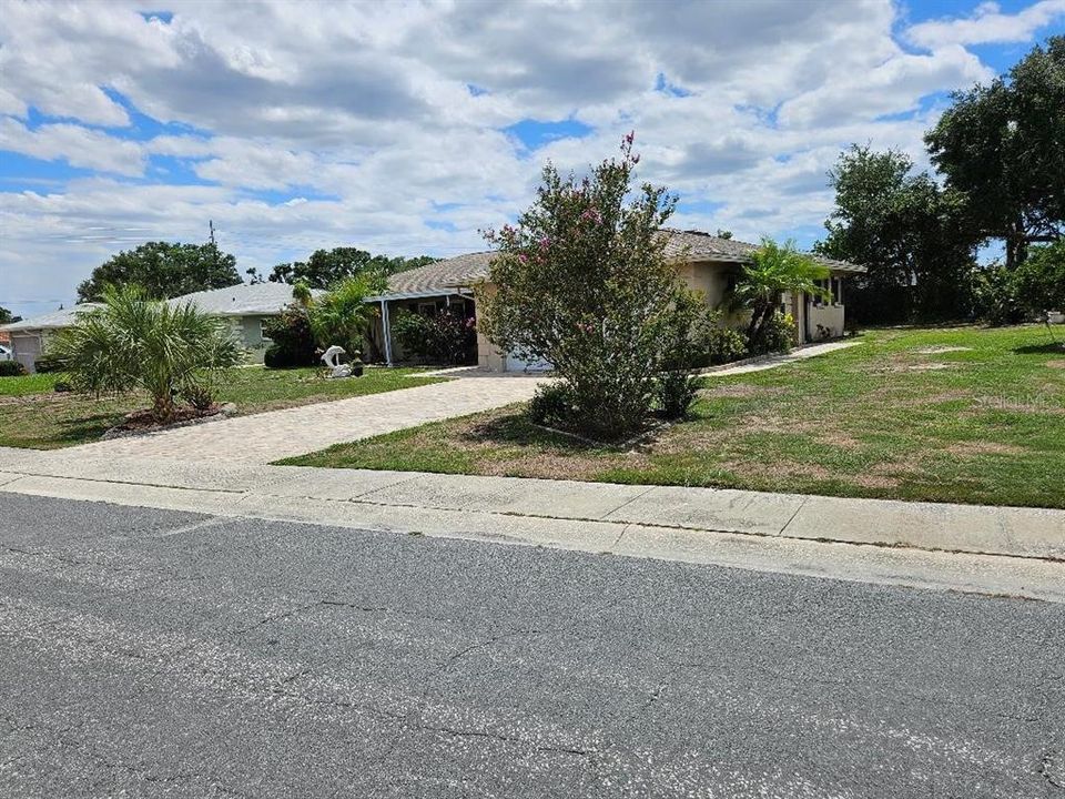 For Sale: $299,000 (2 beds, 2 baths, 1545 Square Feet)