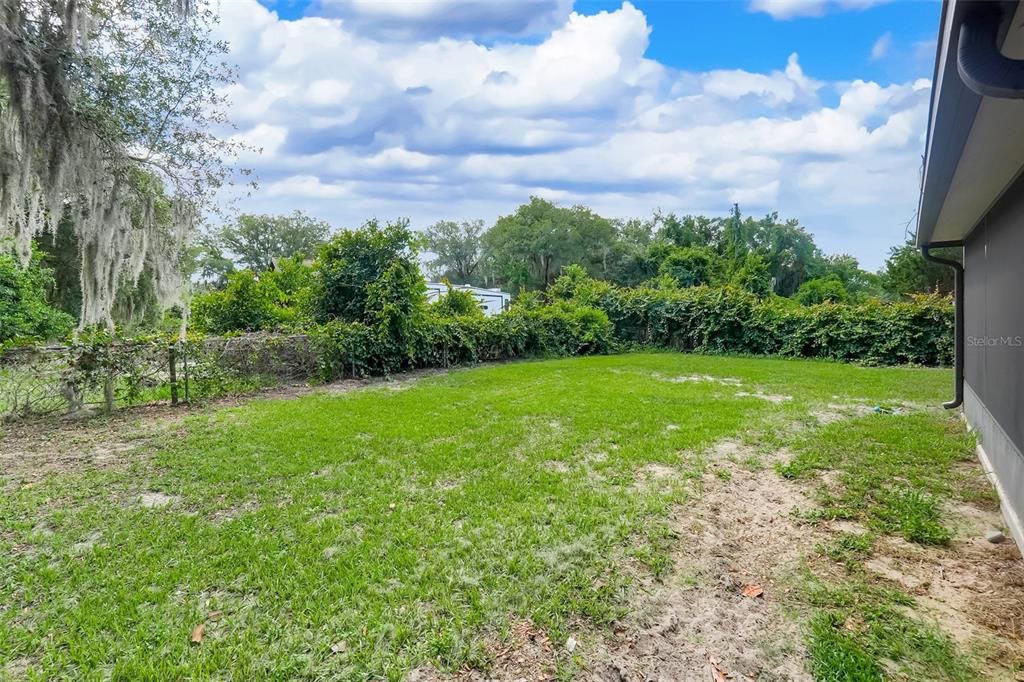 For Sale: $284,500 (3 beds, 2 baths, 1260 Square Feet)