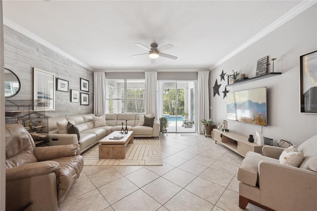 For Sale: $545,000 (3 beds, 2 baths, 2190 Square Feet)