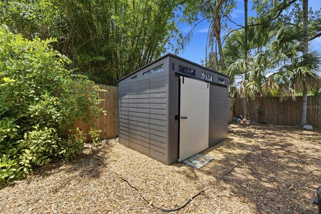For Sale: $500,000 (3 beds, 2 baths, 1372 Square Feet)
