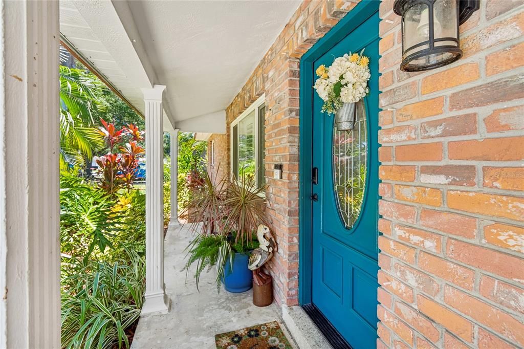 Active With Contract: $479,900 (3 beds, 2 baths, 1392 Square Feet)