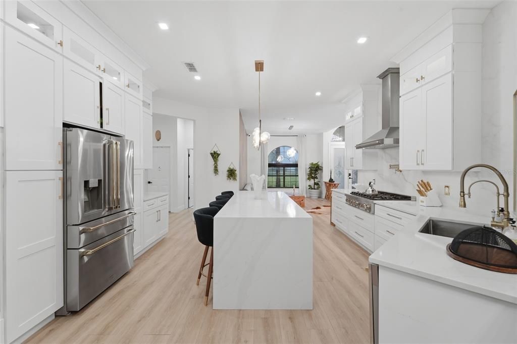 For Sale: $1,200,000 (4 beds, 3 baths, 2711 Square Feet)