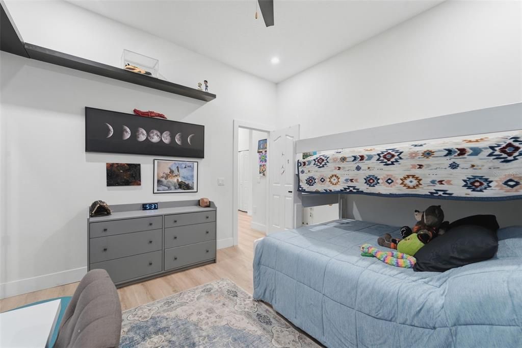 For Sale: $1,200,000 (4 beds, 3 baths, 2711 Square Feet)
