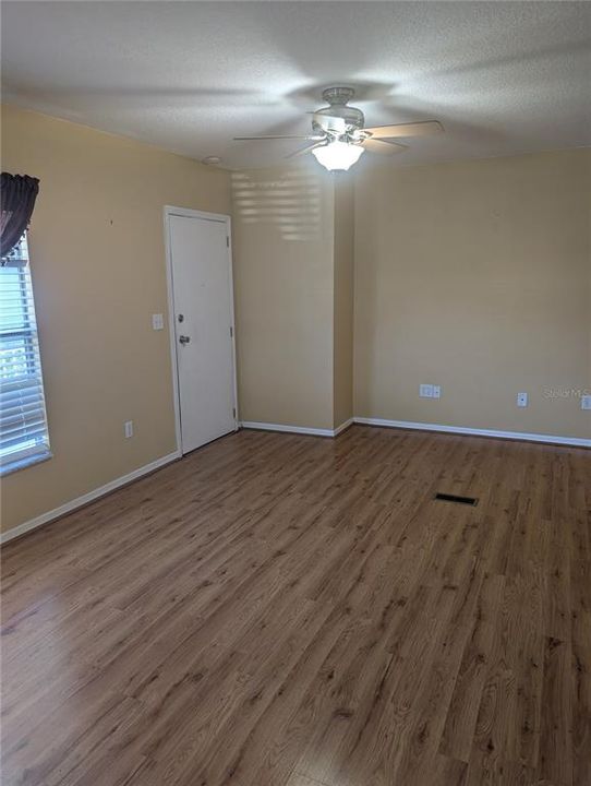 En Venta: $150,000 (3 camas, 2 baños, 1380 Pies cuadrados)