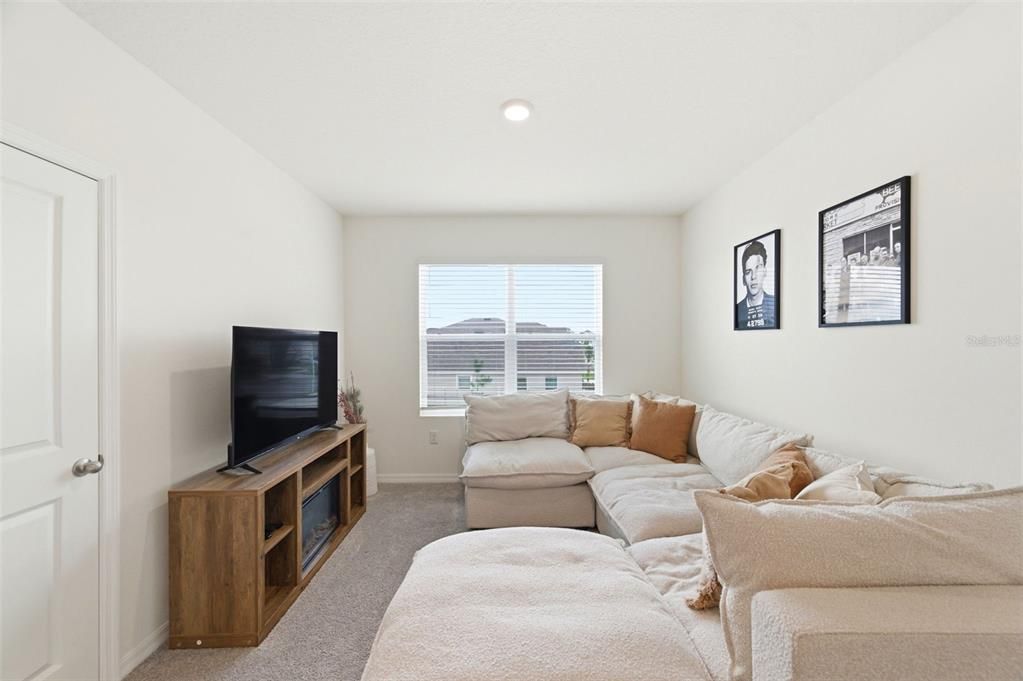 For Sale: $485,000 (5 beds, 3 baths, 2605 Square Feet)