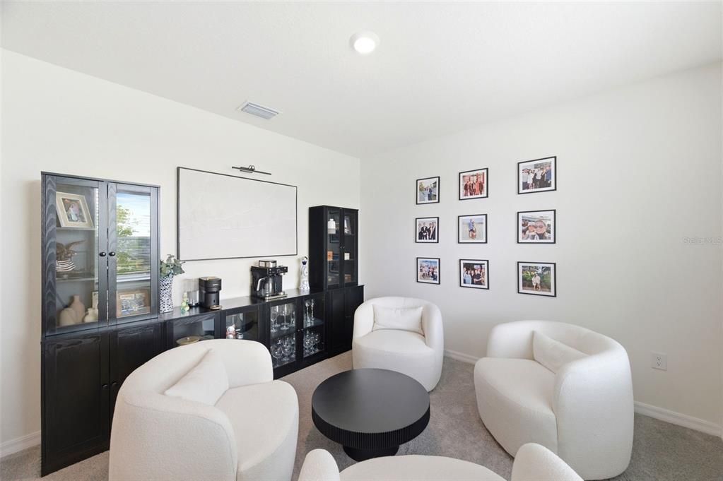For Sale: $485,000 (5 beds, 3 baths, 2605 Square Feet)