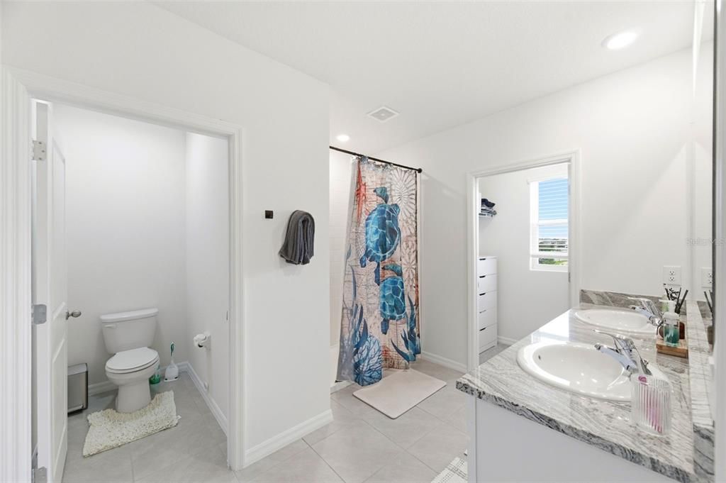 For Sale: $485,000 (5 beds, 3 baths, 2605 Square Feet)