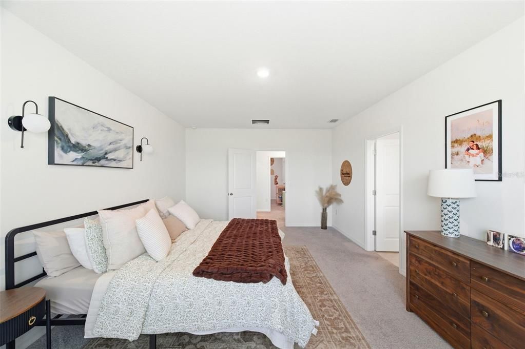 For Sale: $485,000 (5 beds, 3 baths, 2605 Square Feet)