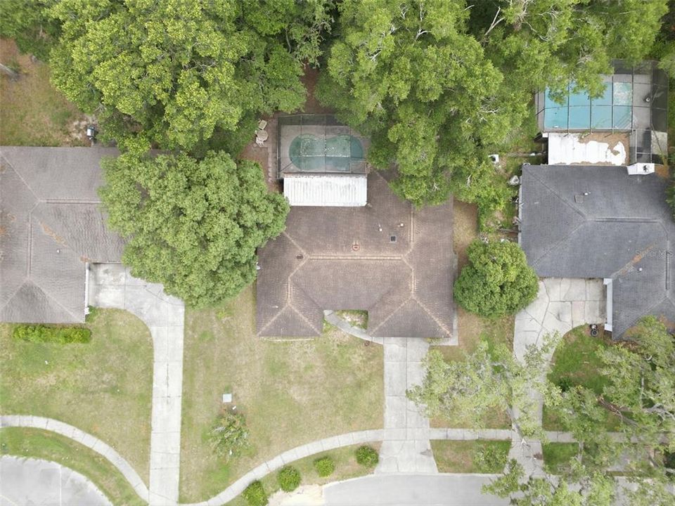 For Sale: $310,000 (4 beds, 2 baths, 1960 Square Feet)