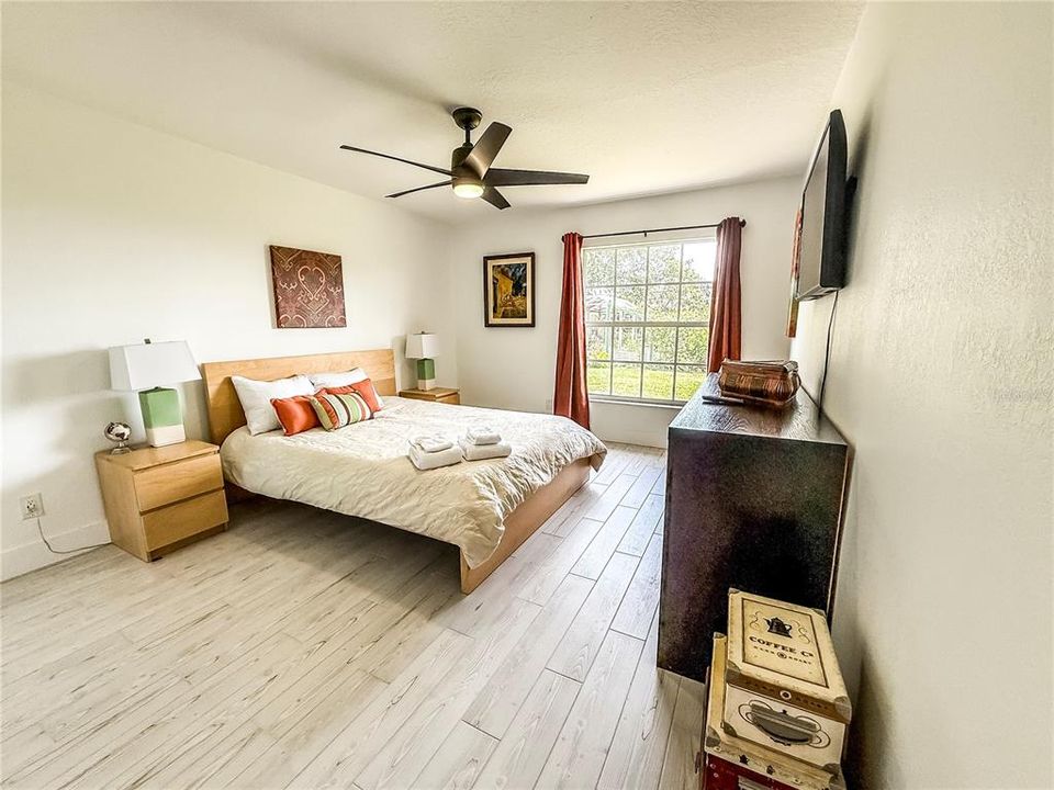For Rent: $5,900 (4 beds, 3 baths, 3211 Square Feet)