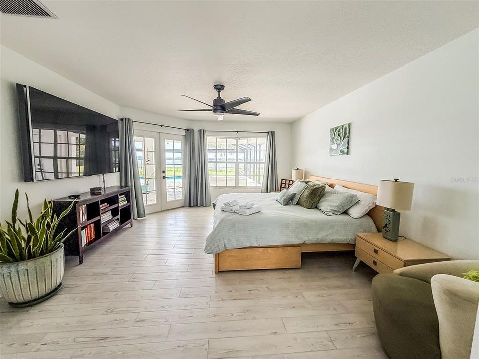 For Rent: $5,900 (4 beds, 3 baths, 3211 Square Feet)