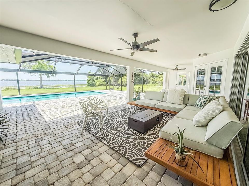 For Rent: $5,900 (4 beds, 3 baths, 3211 Square Feet)