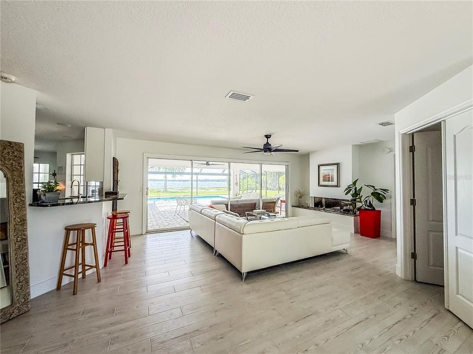 For Rent: $5,900 (4 beds, 3 baths, 3211 Square Feet)