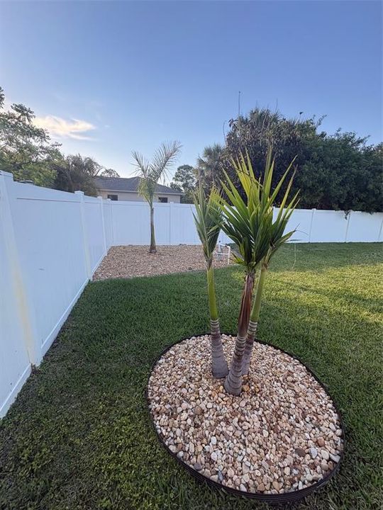 For Sale: $389,000 (3 beds, 2 baths, 1784 Square Feet)