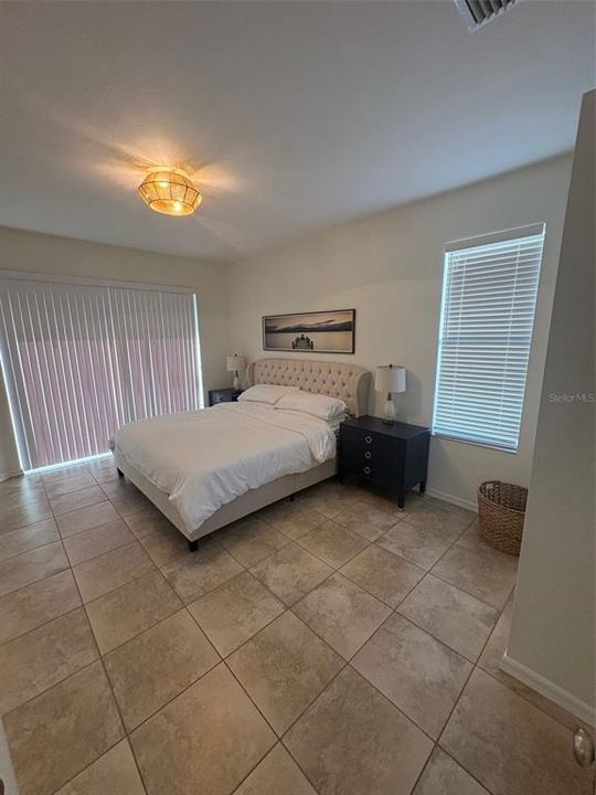 For Sale: $389,000 (3 beds, 2 baths, 1784 Square Feet)