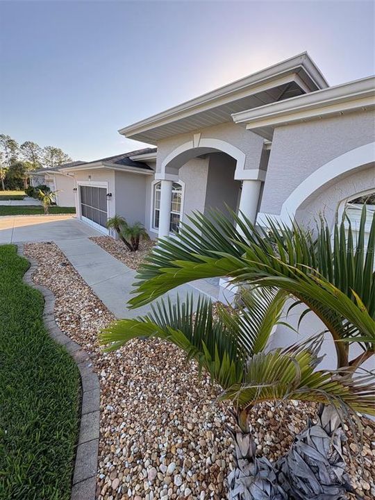 For Sale: $389,000 (3 beds, 2 baths, 1784 Square Feet)