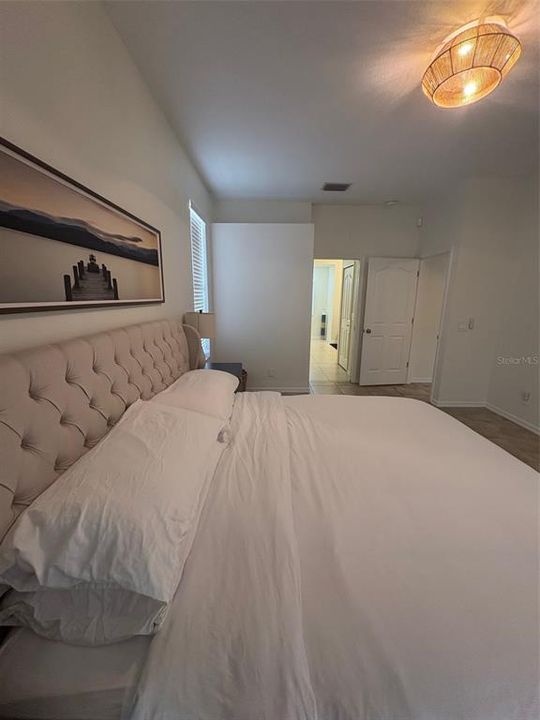 For Sale: $389,000 (3 beds, 2 baths, 1784 Square Feet)