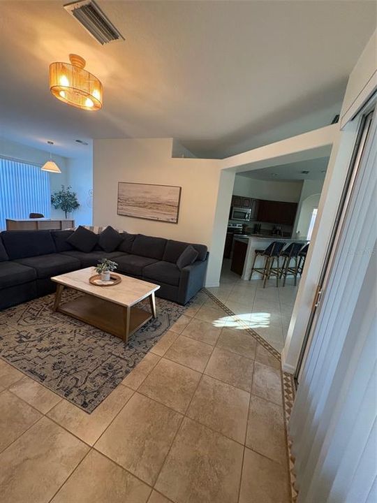 For Sale: $389,000 (3 beds, 2 baths, 1784 Square Feet)