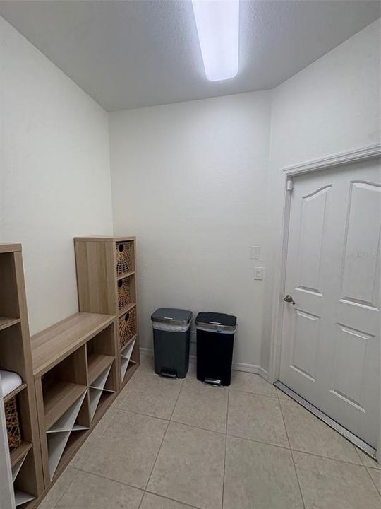 For Sale: $389,000 (3 beds, 2 baths, 1784 Square Feet)