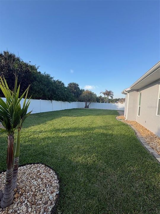 For Sale: $389,000 (3 beds, 2 baths, 1784 Square Feet)