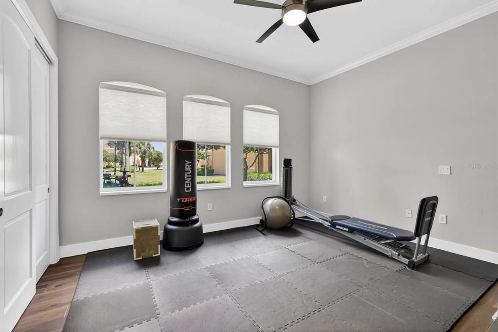 For Sale: $550,000 (3 beds, 2 baths, 2014 Square Feet)